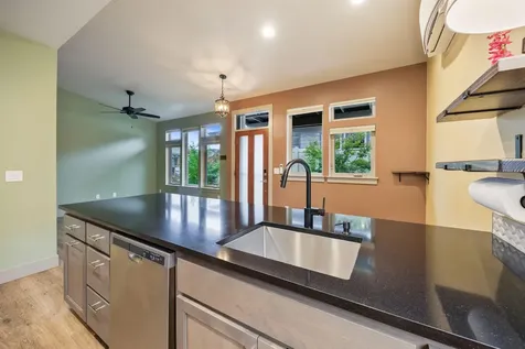 432 Nandina Street Ashland OR 97520
