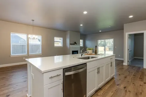 1655 SW Black Butte Court Redmond OR 97756