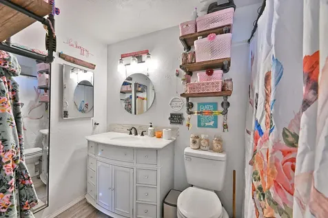 2680 Terrmont Street White City OR 97503
