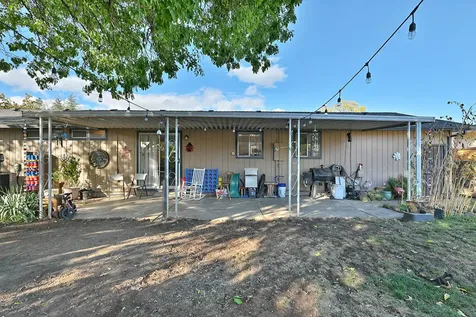 2680 Terrmont Street White City OR 97503