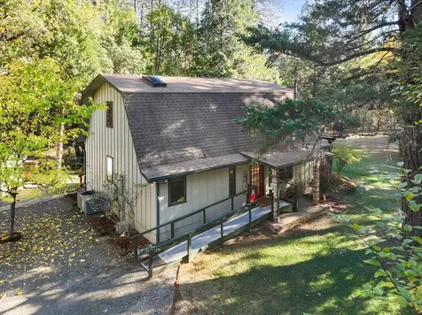 3111 Russell Road Grants Pass OR 97526