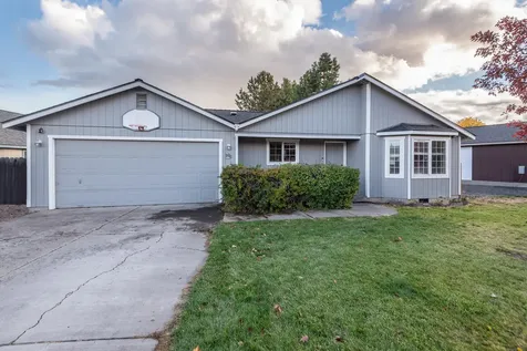 1728 NE Heavenly Drive Bend OR 97701