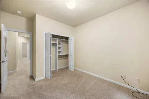 1757 NE Rocky Drive Roseburg OR 97470