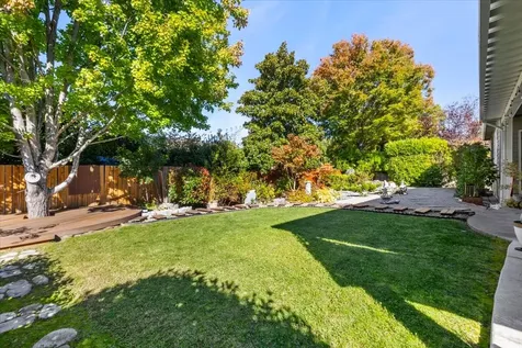 748 Eastridge Drive Medford OR 97504