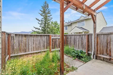 2023 Siskiyou Boulevard Ashland OR 97520