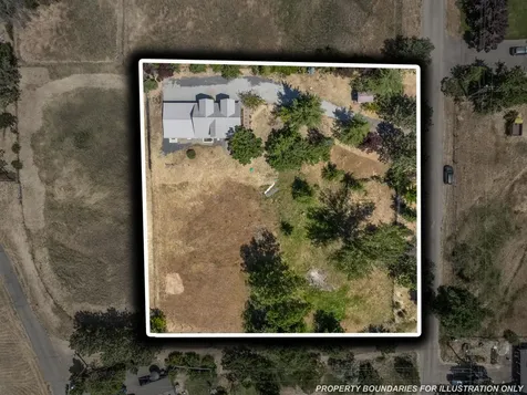 135 Maywood Way Ashland OR 97520