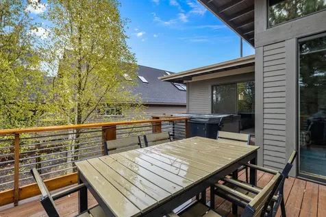 2657 NW Nordeen Way Bend OR 97703