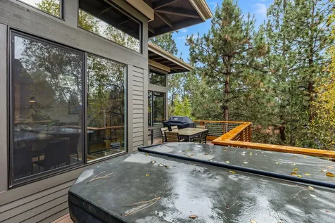 2657 NW Nordeen Way Bend OR 97703