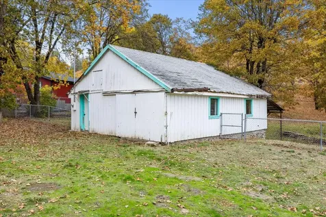 1696 Lonnon Road Grants Pass OR 97527