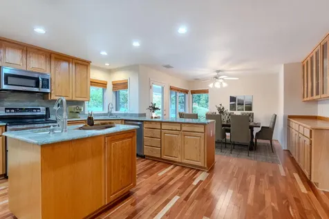 285 Briarwood Lane Medford OR 97504