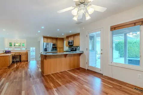 285 Briarwood Lane Medford OR 97504