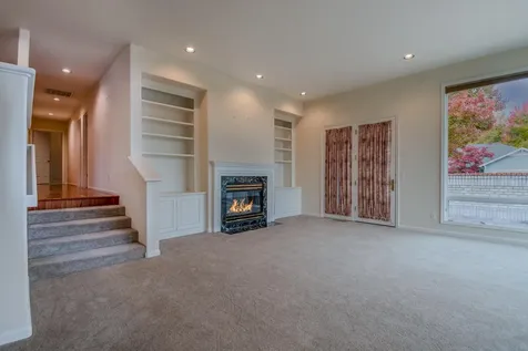 285 Briarwood Lane Medford OR 97504