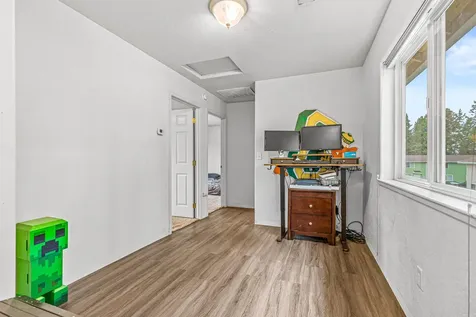 100 Rhonda Lane Phoenix OR 97535