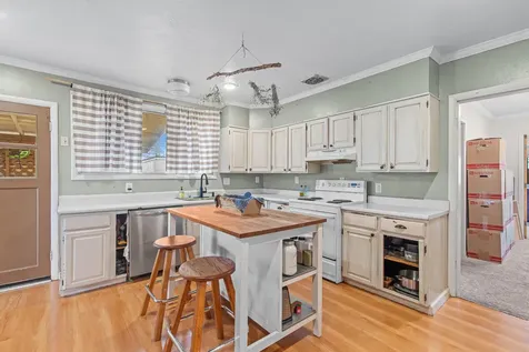 722 Laurel Street Central Point OR 97502