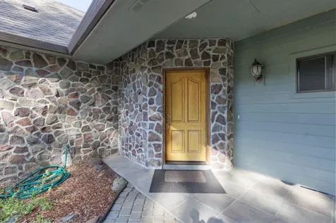 1400 E Fork Road Williams OR 97544