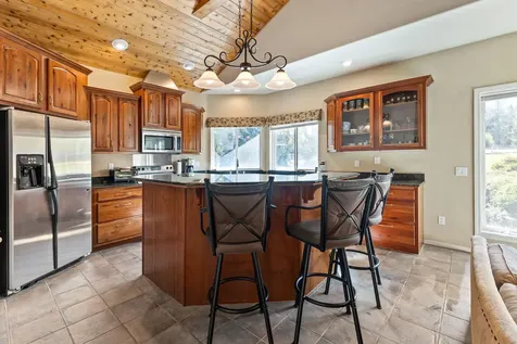 1400 E Fork Road Williams OR 97544