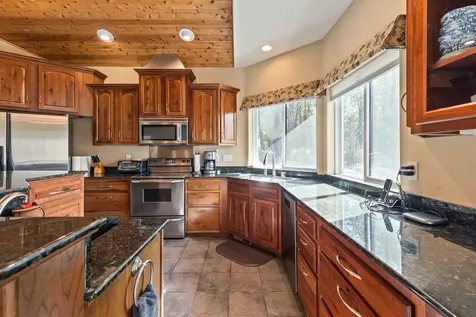 1400 E Fork Road Williams OR 97544