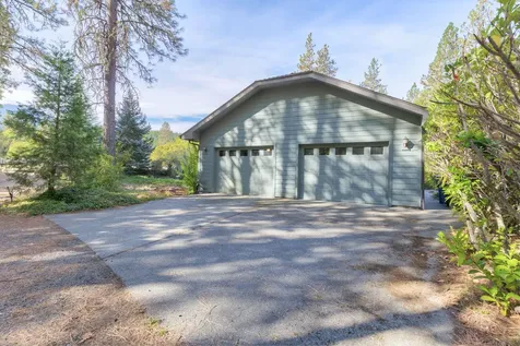 1400 E Fork Road Williams OR 97544