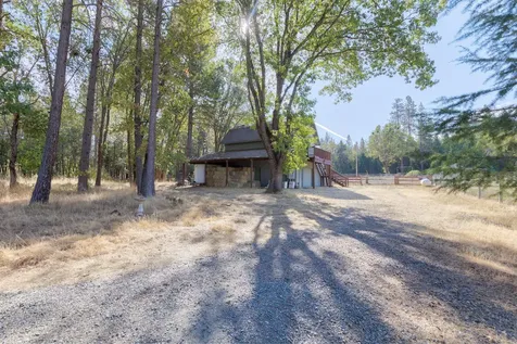 1400 E Fork Road Williams OR 97544