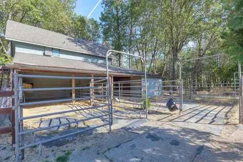 1400 E Fork Road Williams OR 97544