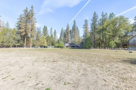 1400 E Fork Road Williams OR 97544