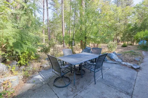 1400 E Fork Road Williams OR 97544