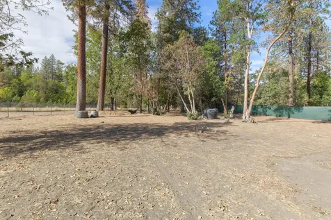 1400 E Fork Road Williams OR 97544