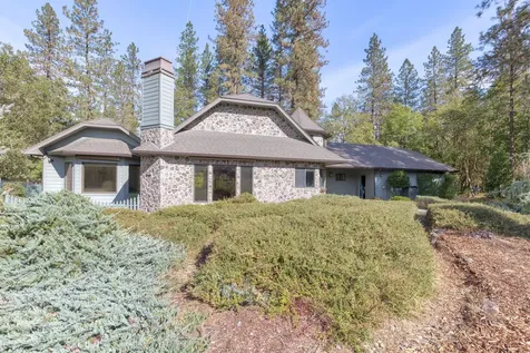 1400 E Fork Road Williams OR 97544