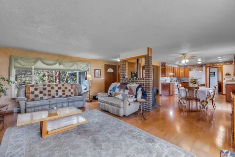 1925 NW 53rd Street Redmond OR 97756