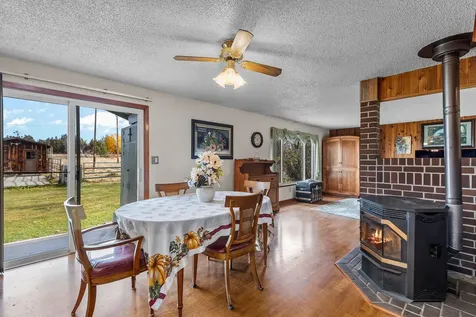 1925 NW 53rd Street Redmond OR 97756