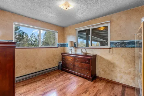1925 NW 53rd Street Redmond OR 97756