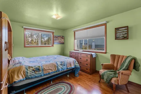 1925 NW 53rd Street Redmond OR 97756