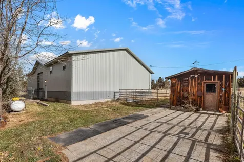1925 NW 53rd Street Redmond OR 97756