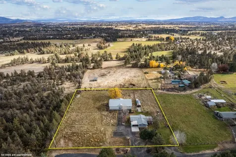 1925 NW 53rd Street Redmond OR 97756