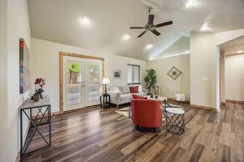 2244 Spring Street Medford OR 97504