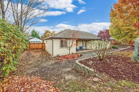 2244 Spring Street Medford OR 97504