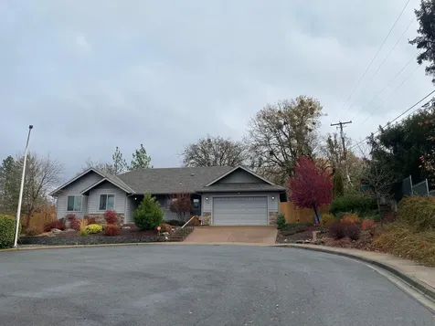 1356 SE Joel Drive Grants Pass OR 97527