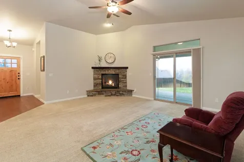 1356 SE Joel Drive Grants Pass OR 97527
