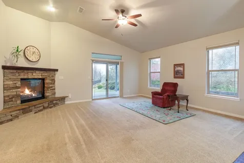 1356 SE Joel Drive Grants Pass OR 97527
