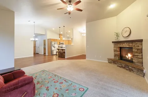 1356 SE Joel Drive Grants Pass OR 97527