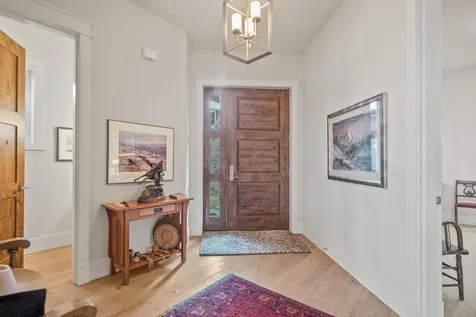 19300 Eaton Lane Bend OR 97702