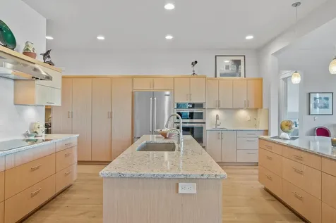 19300 Eaton Lane Bend OR 97702