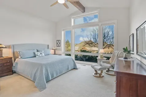 19300 Eaton Lane Bend OR 97702