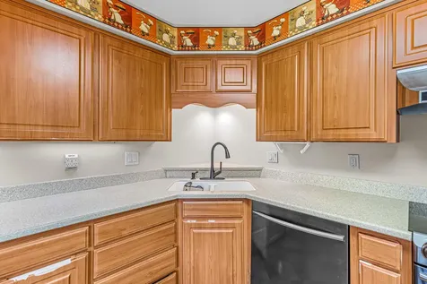1013 Mira Mar Avenue Medford OR 97504