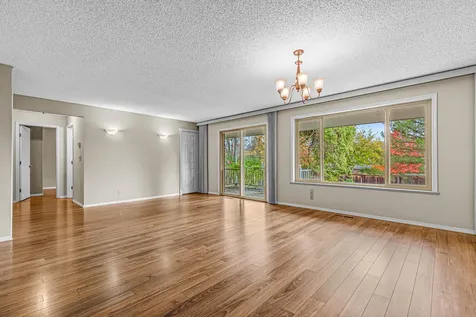 1013 Mira Mar Avenue Medford OR 97504