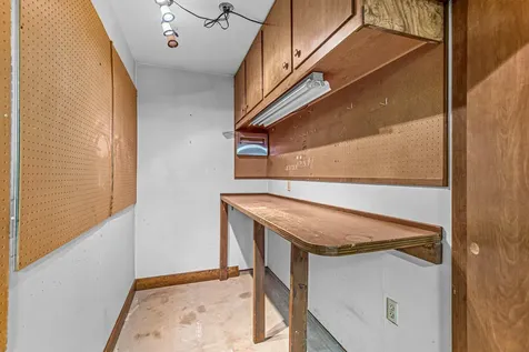 1013 Mira Mar Avenue Medford OR 97504