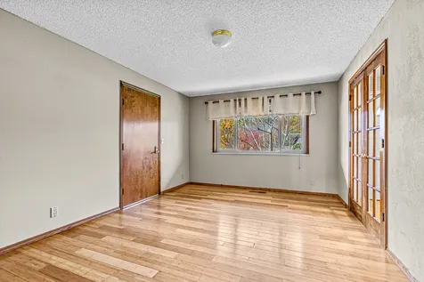 1013 Mira Mar Avenue Medford OR 97504