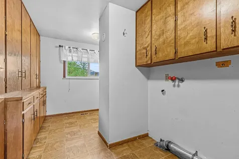 1013 Mira Mar Avenue Medford OR 97504