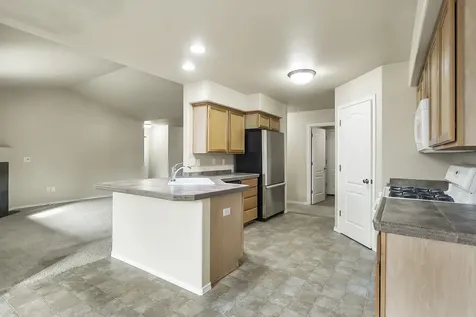 754 NE Quince Place Redmond OR 97756