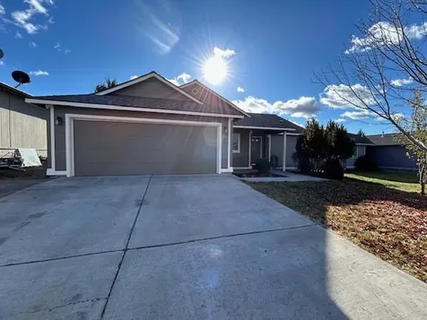 754 NE Quince Place Redmond OR 97756